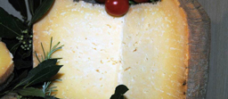 Formaggio pecorino stagionato madonita